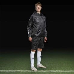 SELECT Monaco Functional Jacket 17 SELECT Monaco Functional Jacket -Sports Wear Shop 12256251 610122 black white 600100 black black Functional jacket Player Shorts Monaco v24 football model2