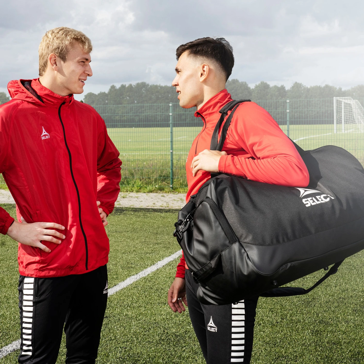 Sports Wear Shop -Sports Wear Shop 8559782 830024 black Teambag Milano 65x34x37cm 82L action 32a73373 508a 41c2 8618 88dd52b1da74