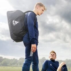 SELECT Sportsbag - Milano -Sports Wear Shop 8559784 830022 black Sportsbag Milano action