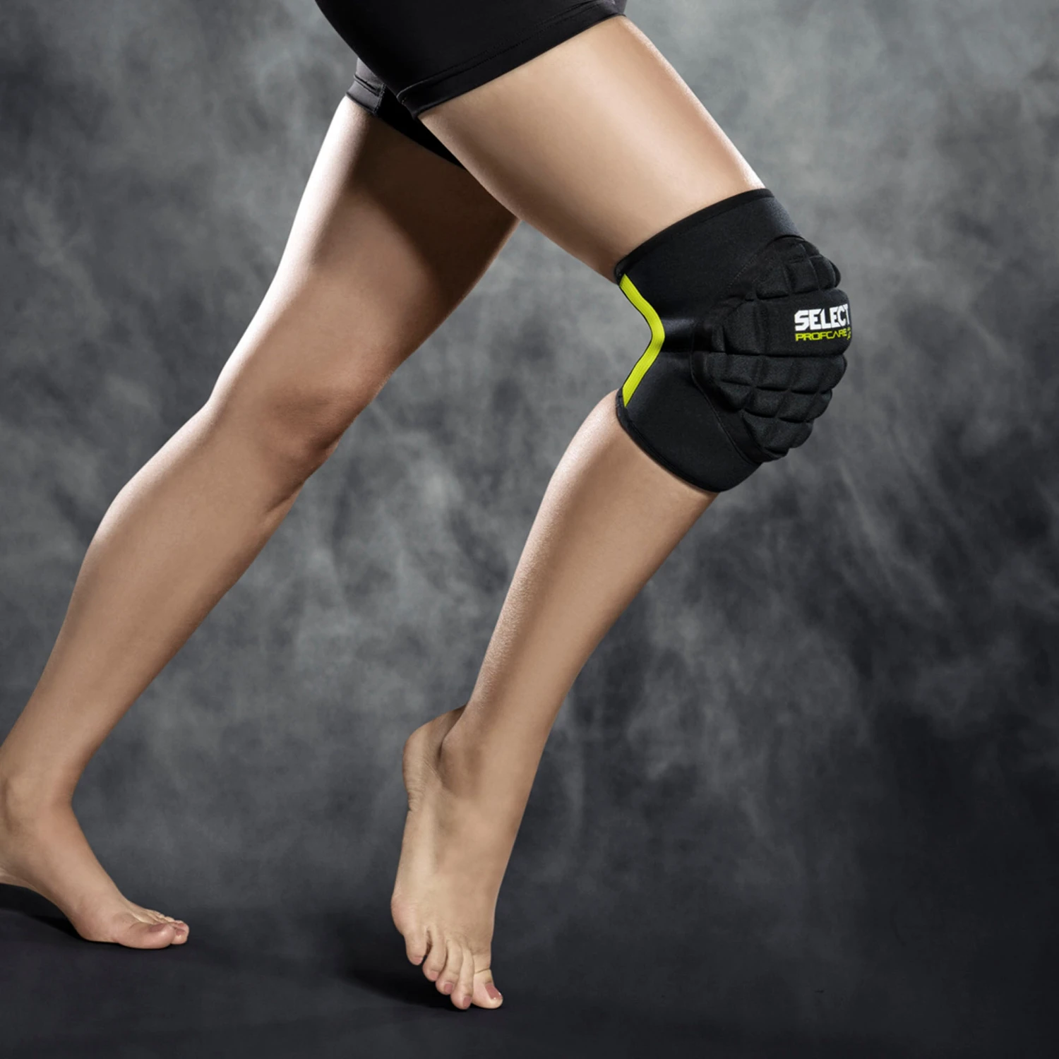 SELECT Knee Support With Pad For Women 4 SELECT Knee Support With Pad For Women - Image 2